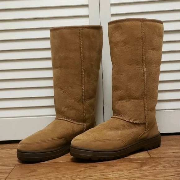SOLD! UGG Ultra Tall Boots. US 8 - Picture 2 of 8